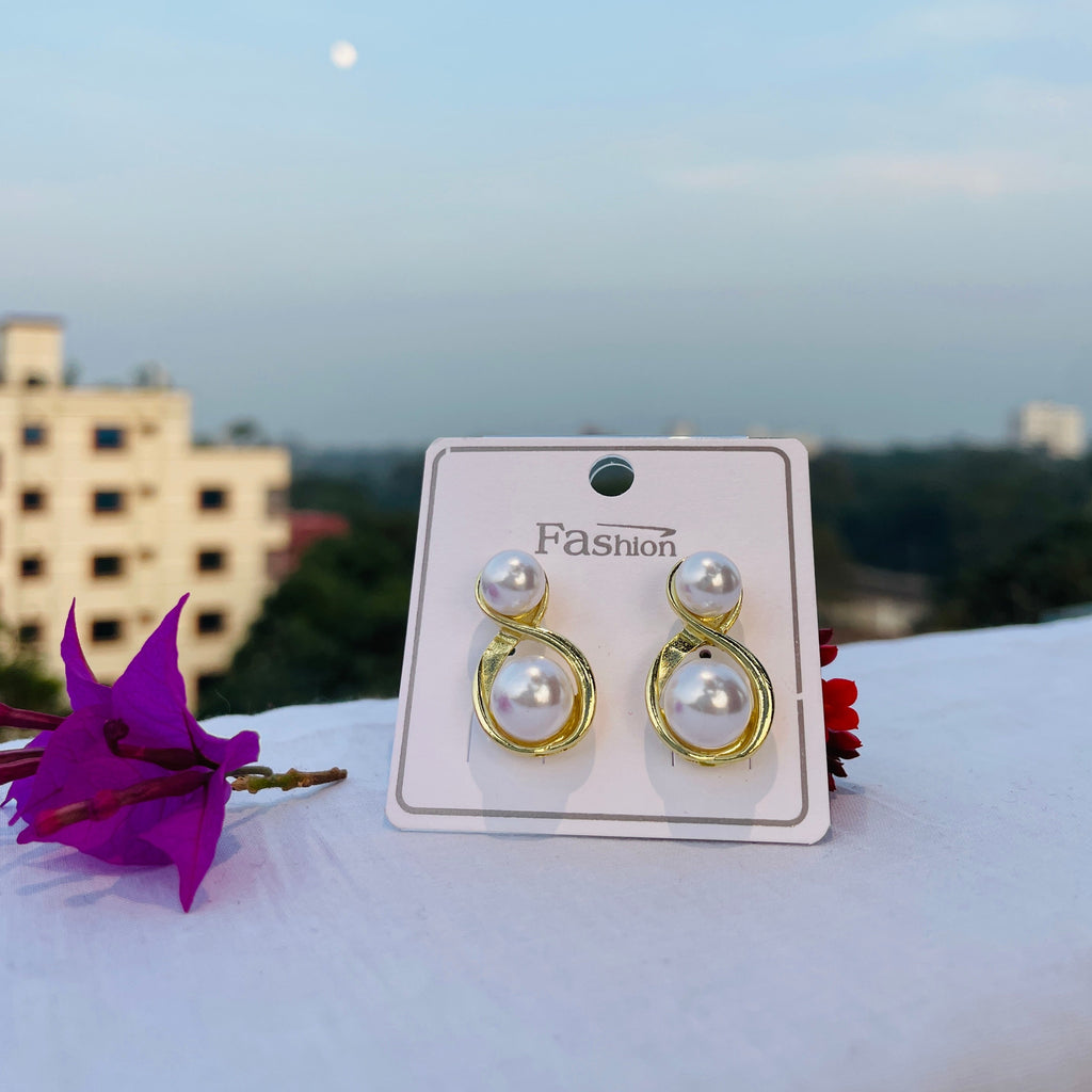 Gifty – 12 Pair Premium Earrings Gift Box